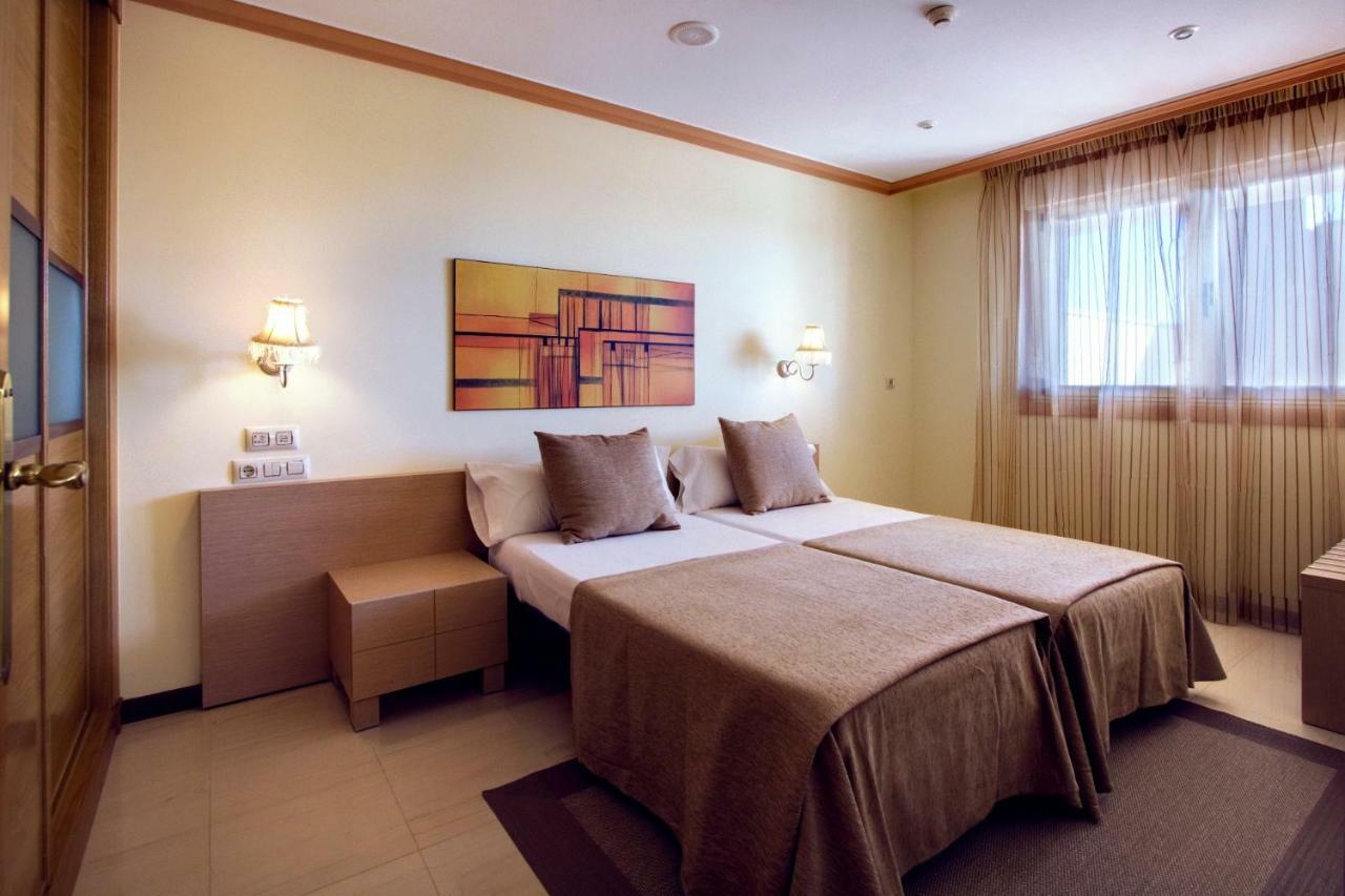 Apartamentos Mediterraneo Real 2 Фуэнхирола Экстерьер фото